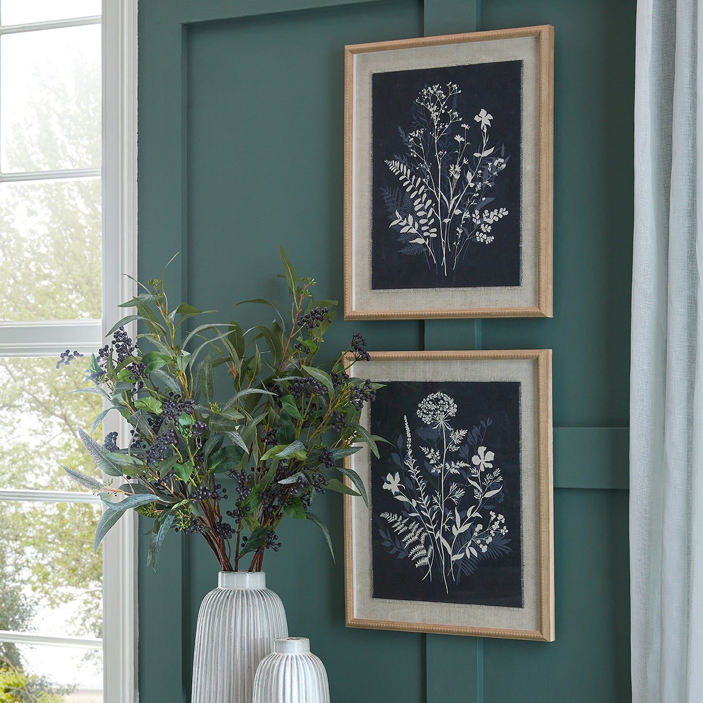Flora & Fauna Collection Meadow On Linen In Beaded Frame