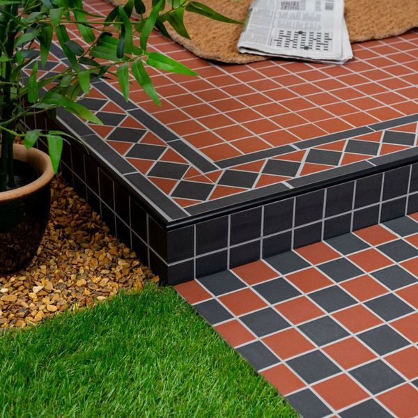 Sample Victorian Red Black Corner