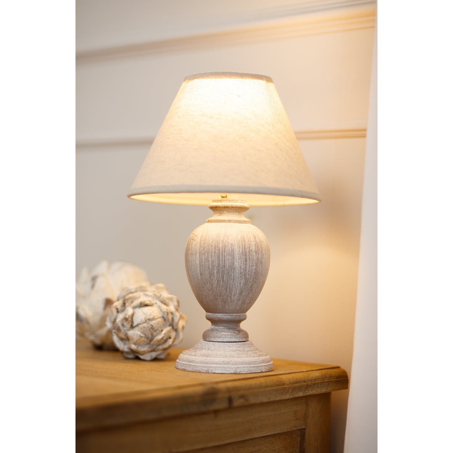 Otem Urn Table Lamp With Linen Shade