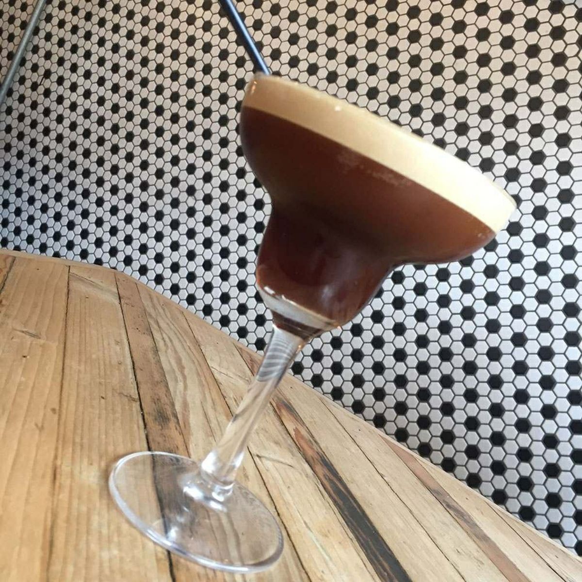 Sample - Pixel Chequer Hexagon White & Black Matt 23x23