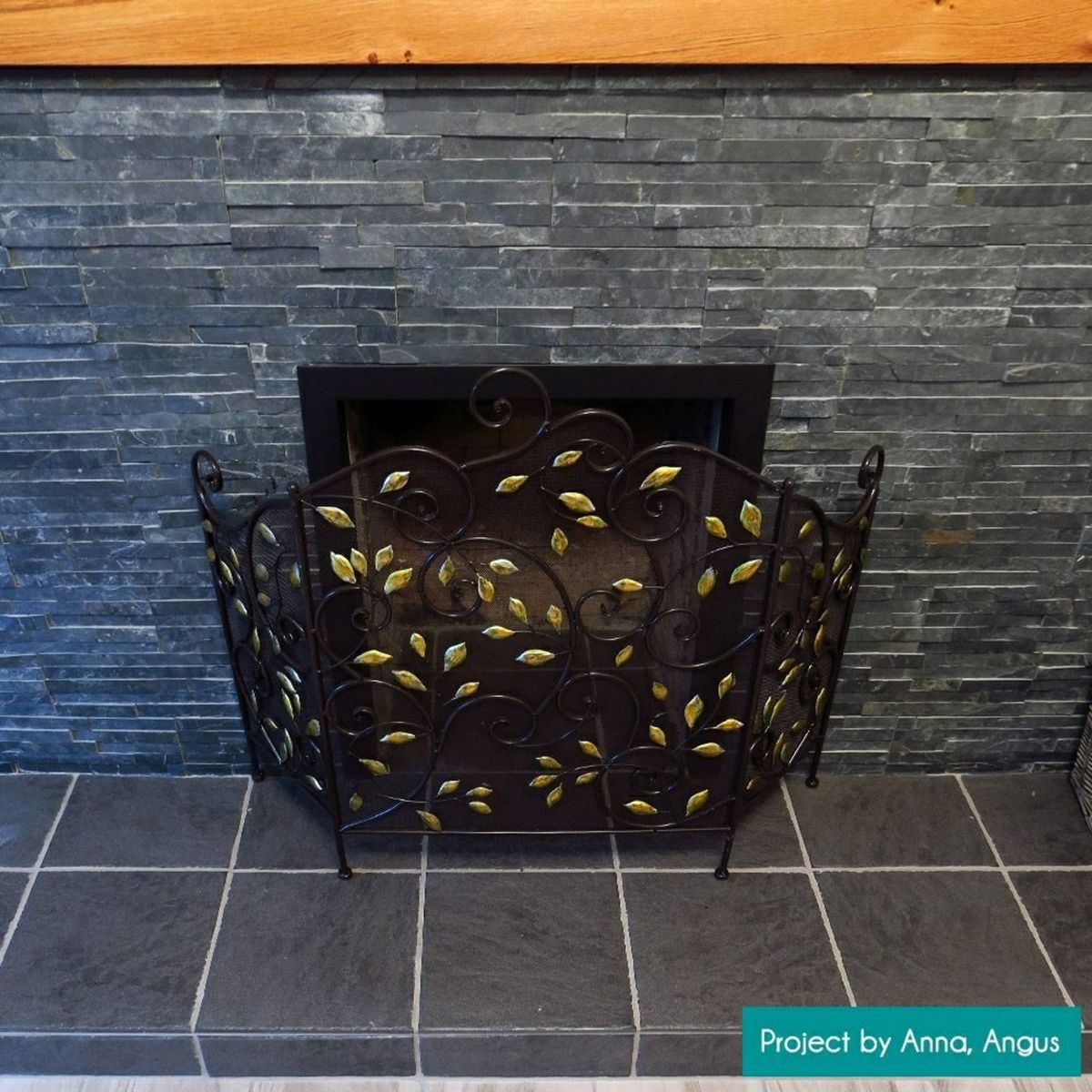 Sample - Ledgestone Black Slate Split Face 150x300