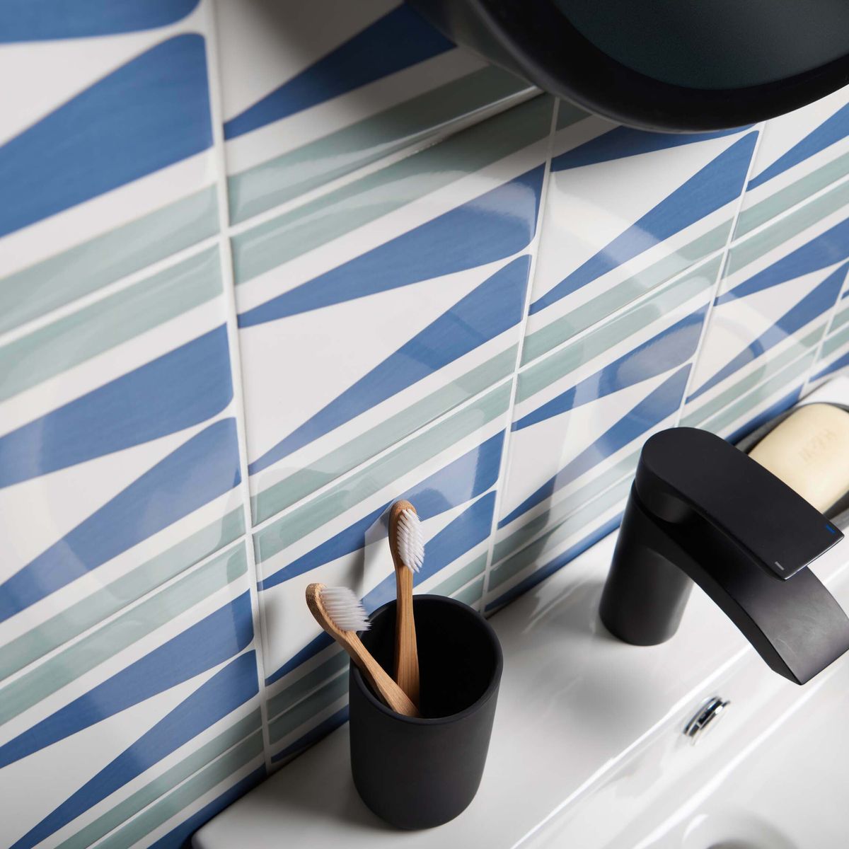 Sample - Candy Blueberry Vogue