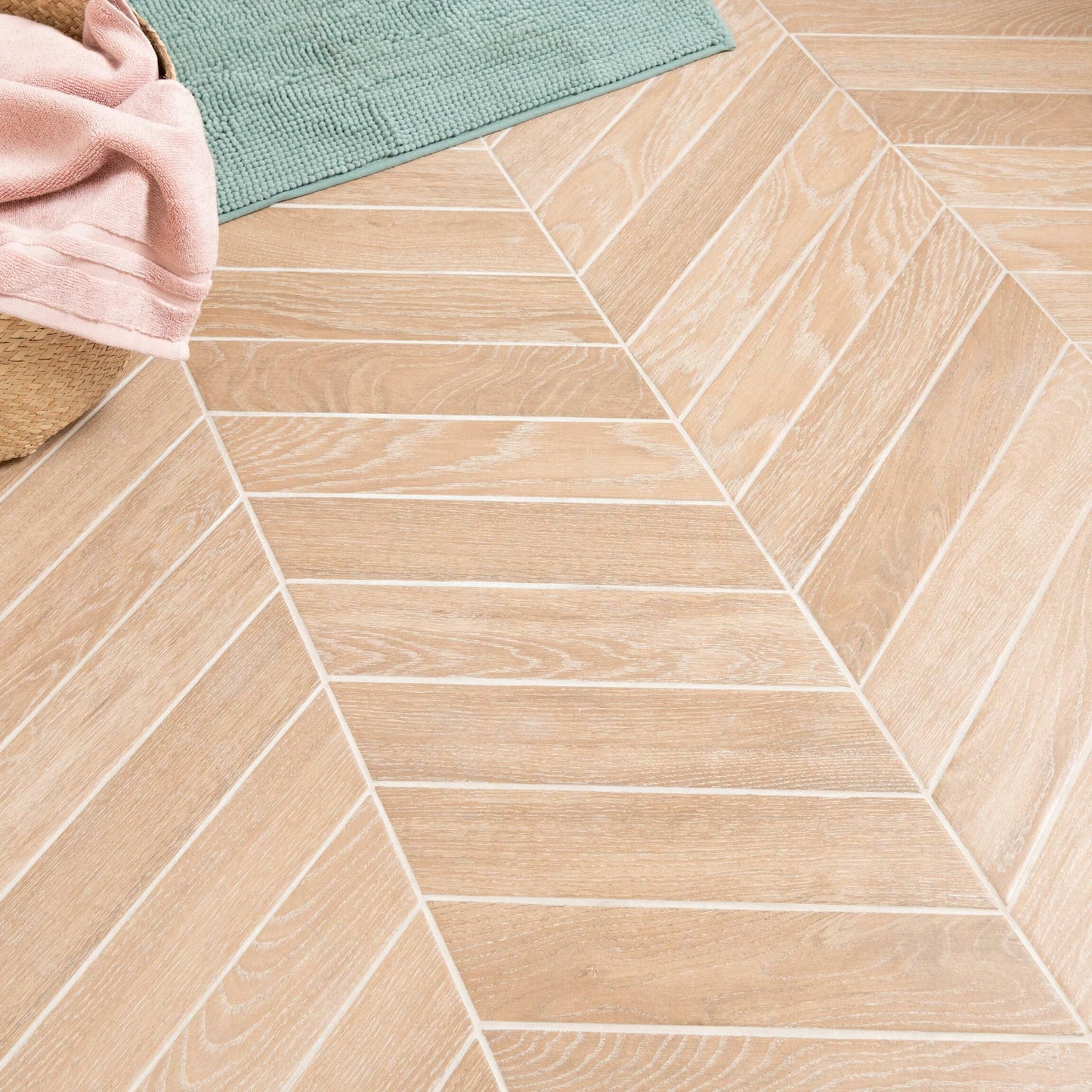 Ancona Chevron Nature Wood Effect Tile