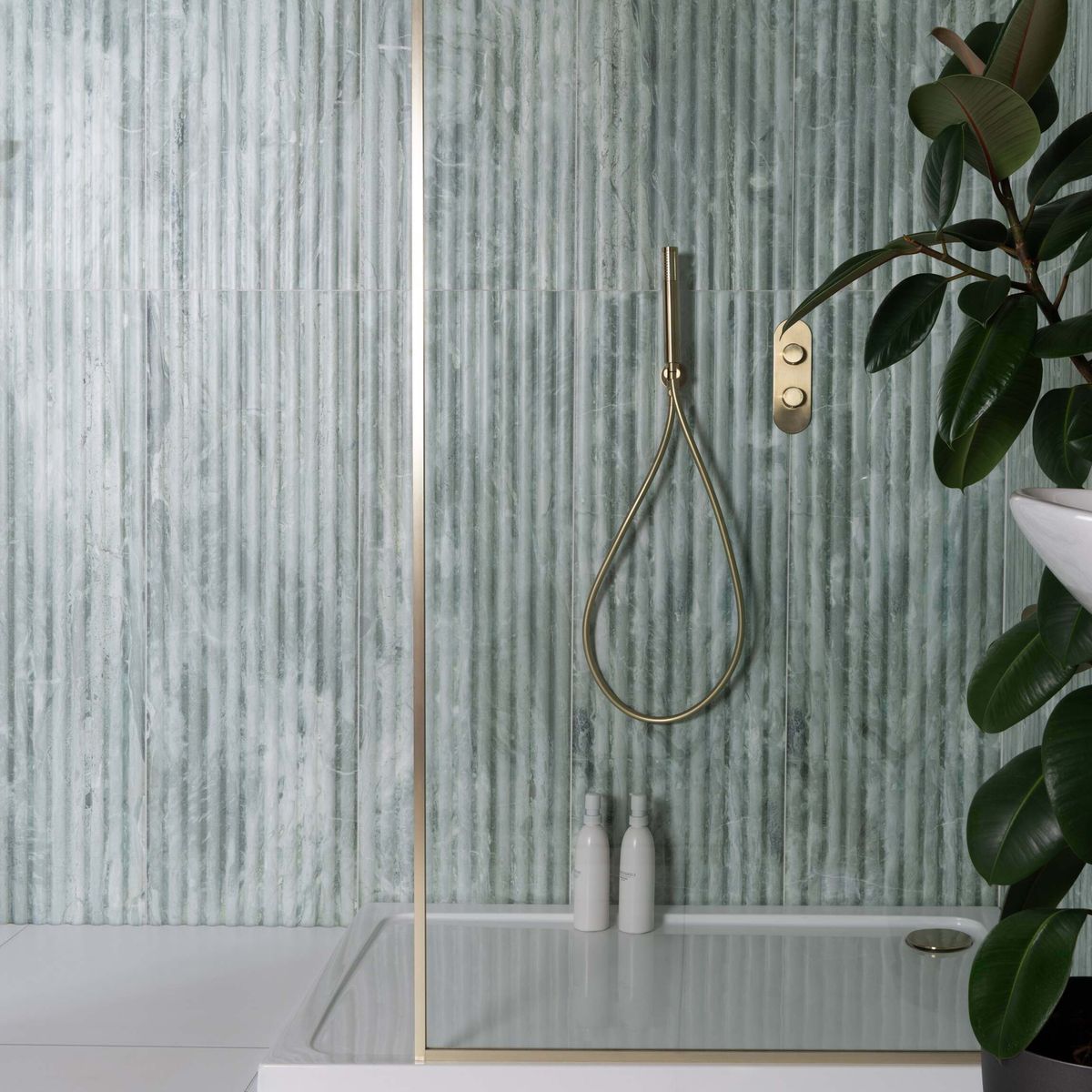 Fluted Travertino Jungle Green Decor Wall Tiles
