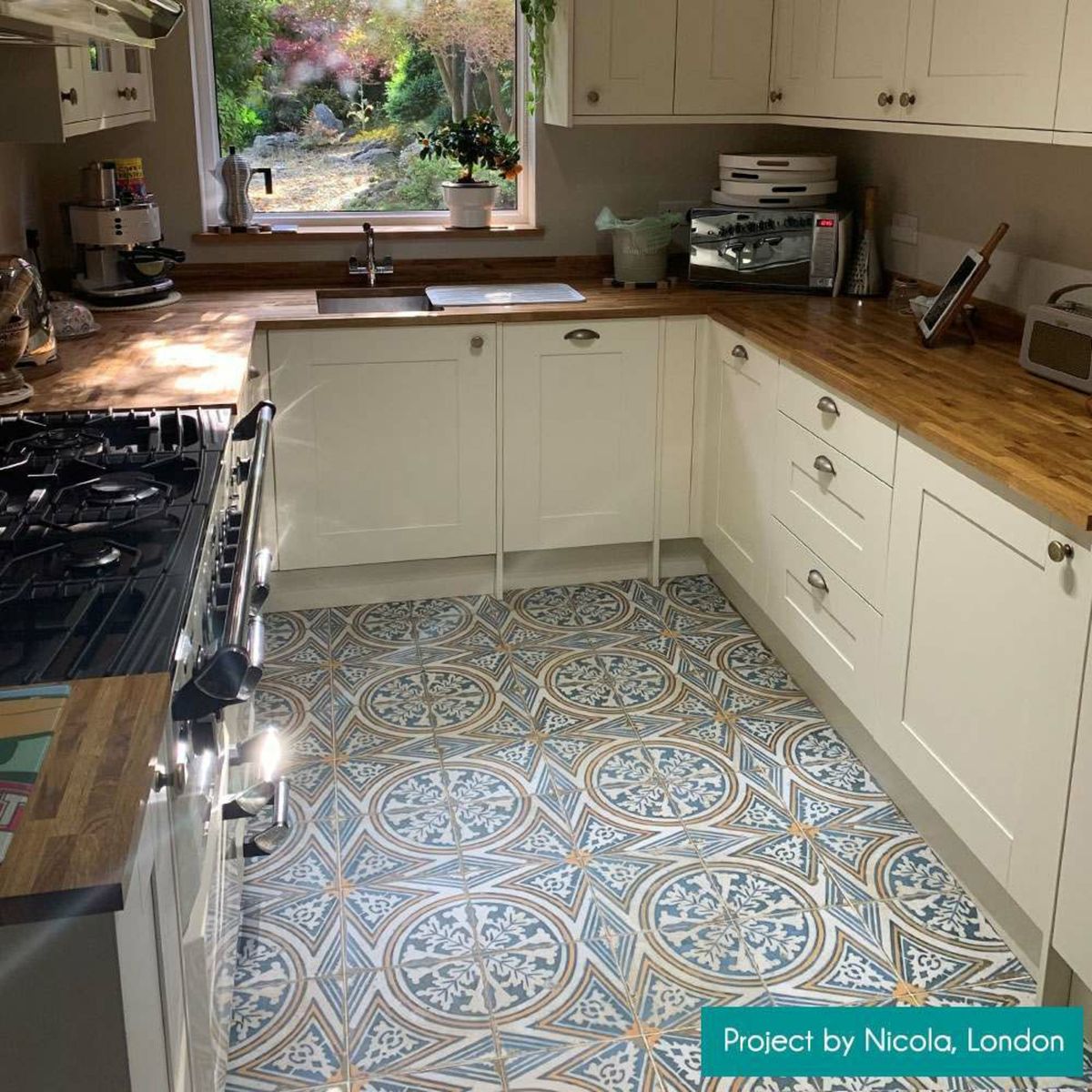 Sample - Vintage Industrial Divina 450x450