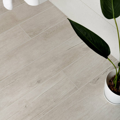 Lenk White Tiles