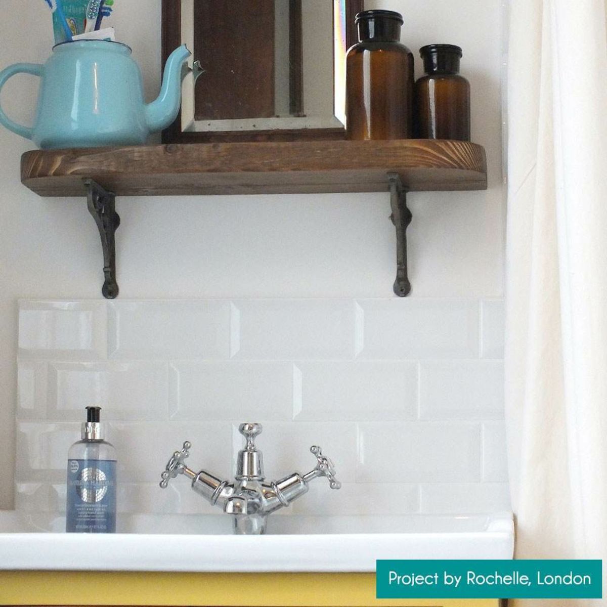 Sample - Metro Blanco Gloss 150X75