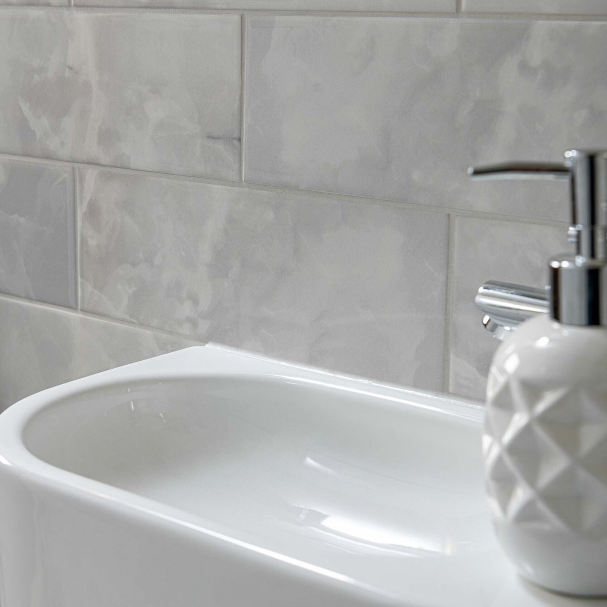 Sample - Onix Smoke Marble Effect Tile