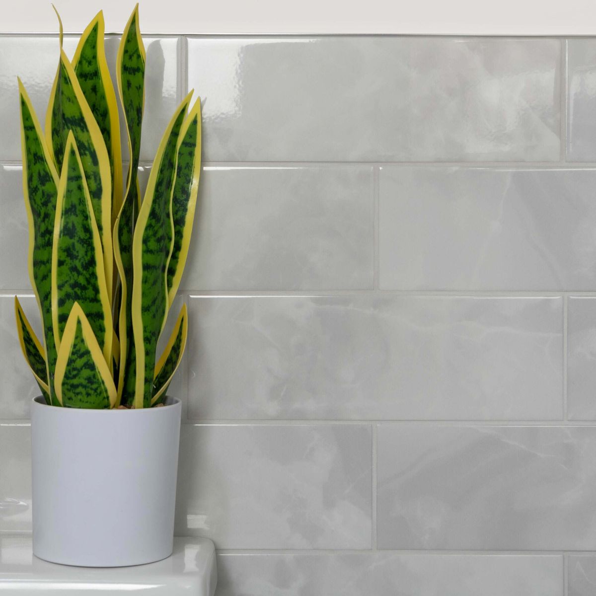 Sample - Onix Smoke Marble Effect Tile