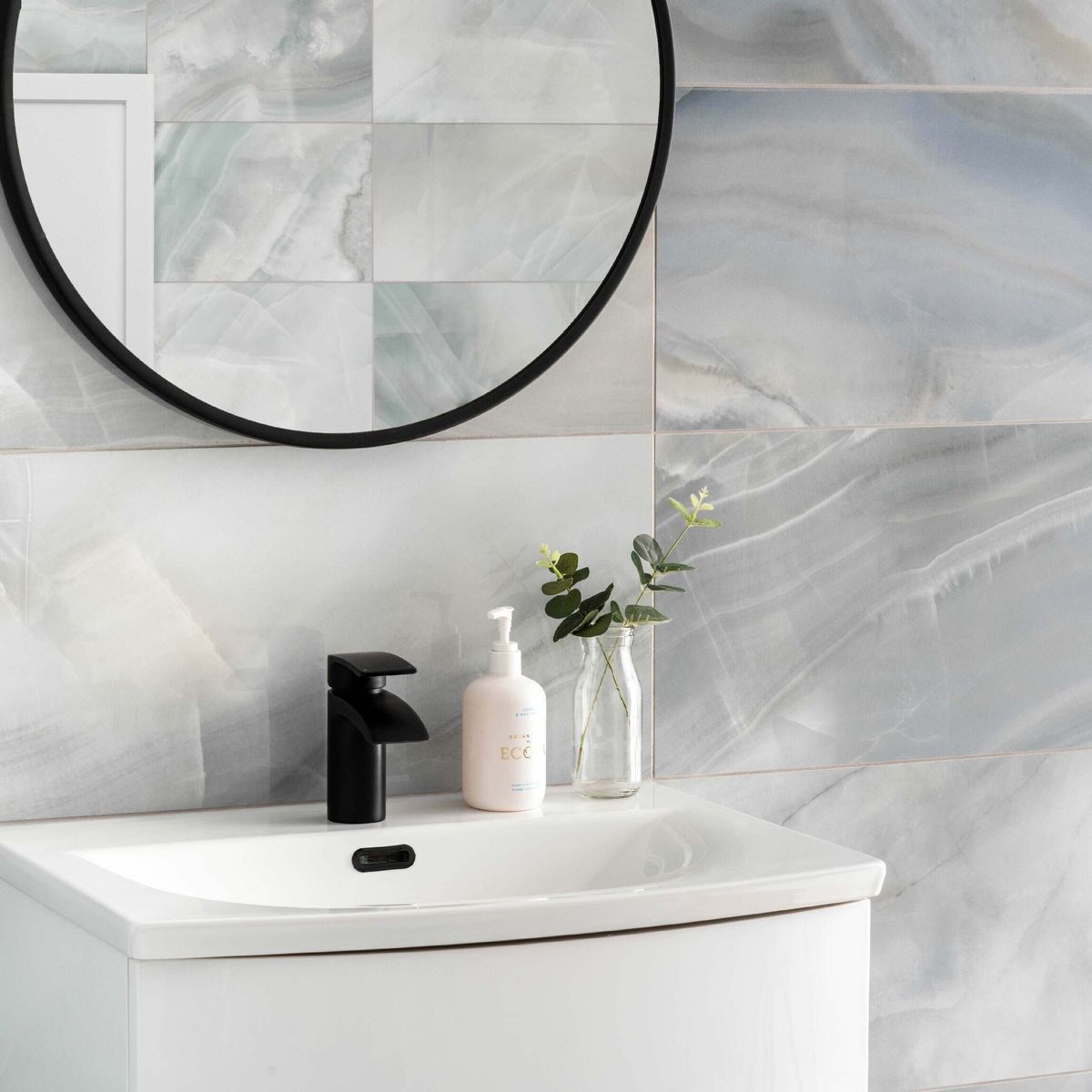 Sample - Rodas Smerato Marble Effect Tiles 600x300