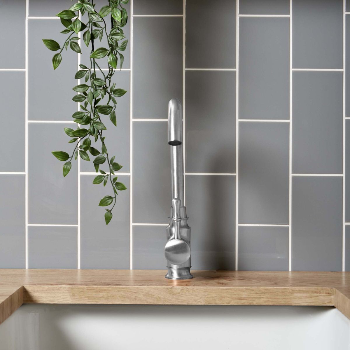 Sample - Liso Plata Grey Brillo Metro Tiles 100x200