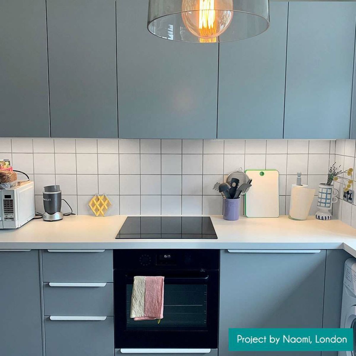 Sample - Night Time Gloss White 15x15