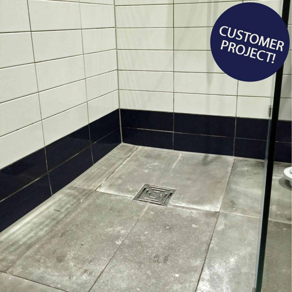 Sample - Lucia Negro Brillo ( R144)